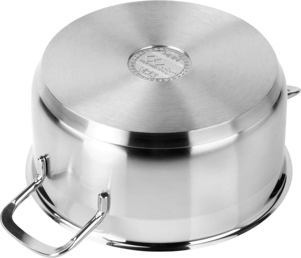 Fond akuthermique multicouche pour une cuisson économe