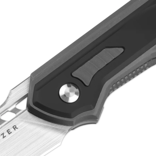 Front flipper, frame lock et prise sûre