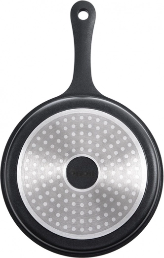 Compatible avec tous les types de plaques et le four