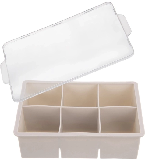 Des glaçons XXL qui refroidissent plus longtemps