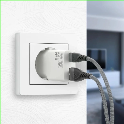 Deux sorties : USB‑C PD + USB‑A QC 3.0