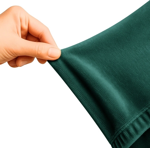 Velours élastique qui s’adapte au canapé