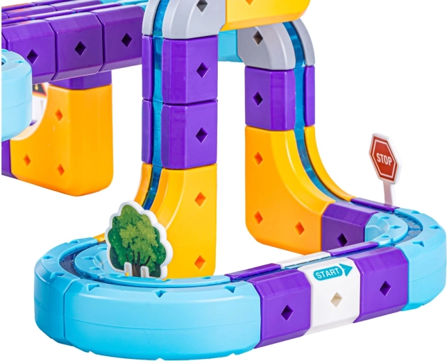 Train avec аккумуляteur et зарядка USB + accessoires de jeu