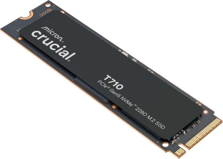 M.2 2280 compact et 4 To d’espace