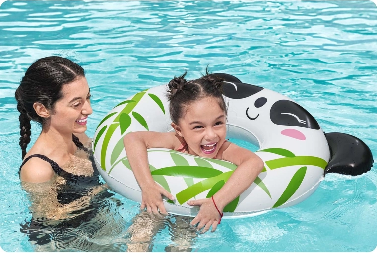 Soutien confortable dans l’eau pour les petits nageurs