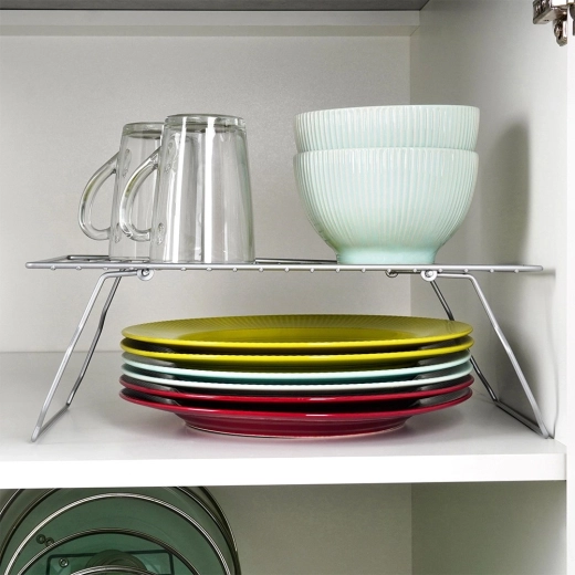 Pieds pliants pour un rangement facile