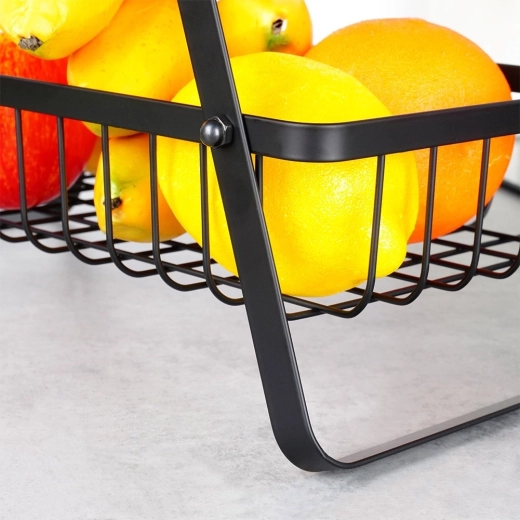 Métal résistant avec structure filaire aérée