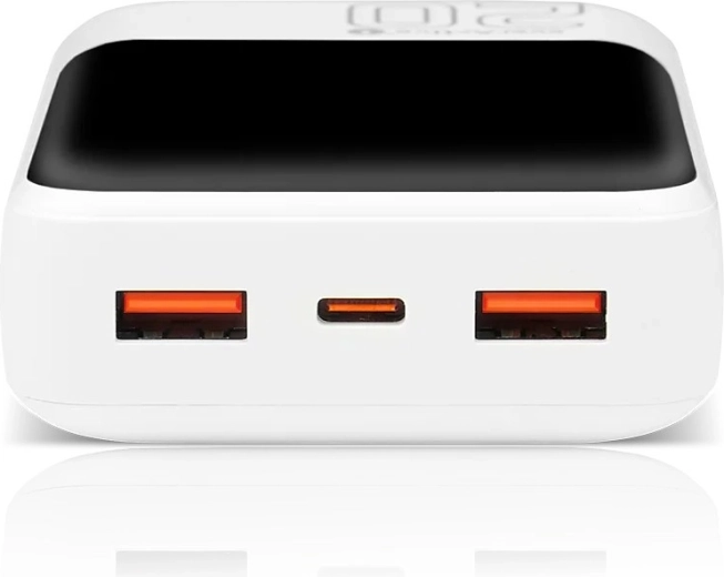 Trois ports pour une alimentation simultanée