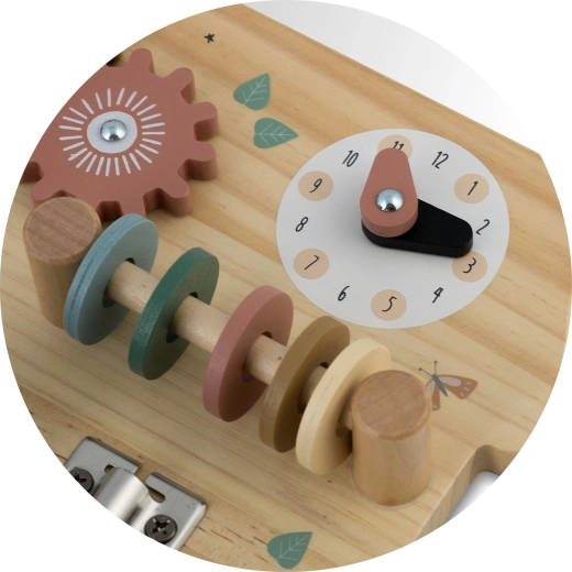 Activités Montessori : horloge, couleurs et engrenages