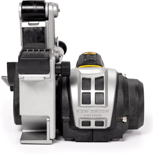 Guides d’angle réglables 15°–30° avec doublure en cuir