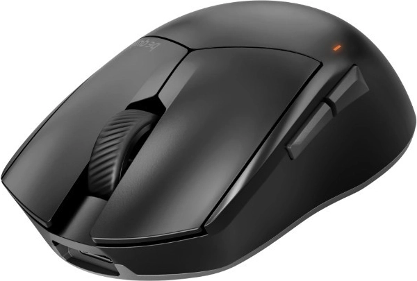 Capteur haut de gamme PixArt PAW3950 et polling jusqu’à 8000 Hz