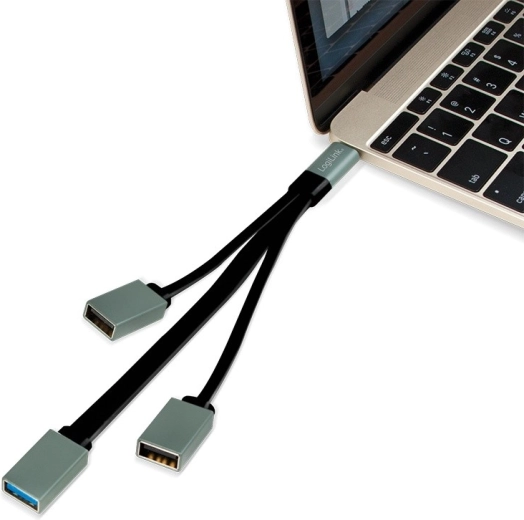 Connectez jusqu’à 3 appareils USB‑A à l’USB‑C
