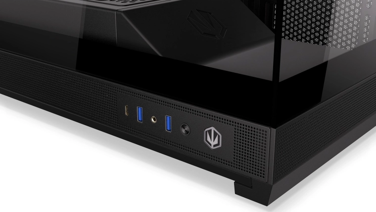 Panneau I/O latéral toujours à portée de main