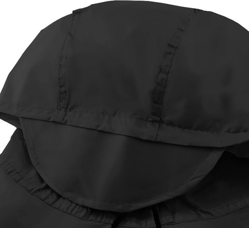 Capuche avec cordon de serrage et visière