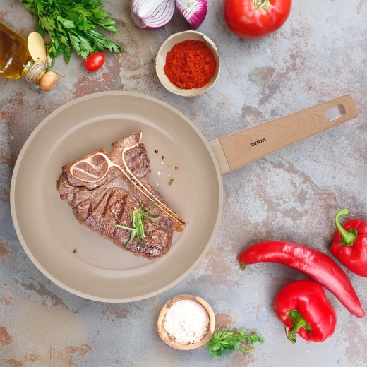 Large surface de cuisson pour viande et légumes