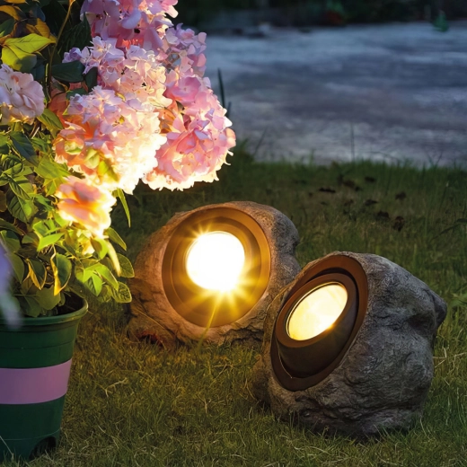 Lampe de jardin LED solaire en forme de pierre