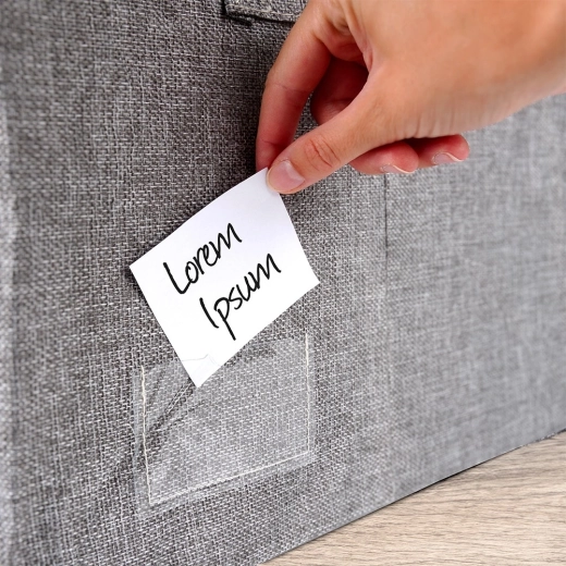 Fenêtres transparentes et étiquette pour un tri clair