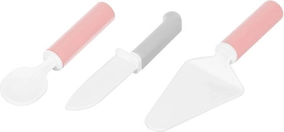Accessoires pour une petite fête, y compris la vaisselle