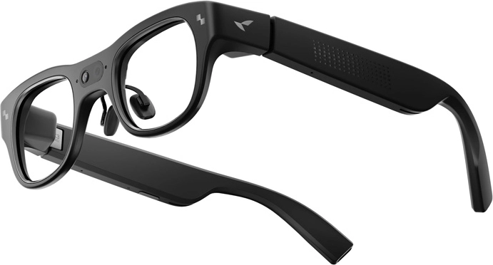 Projection AR en couleurs équivalente à un écran de 43"