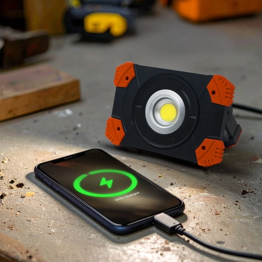 Projecteur rechargeable avec fonction power bank