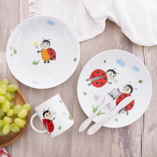 Parfaite pour l’équipement de table des enfants