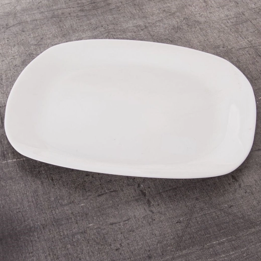 Polyvalente pour entrées, desserts et plats principaux