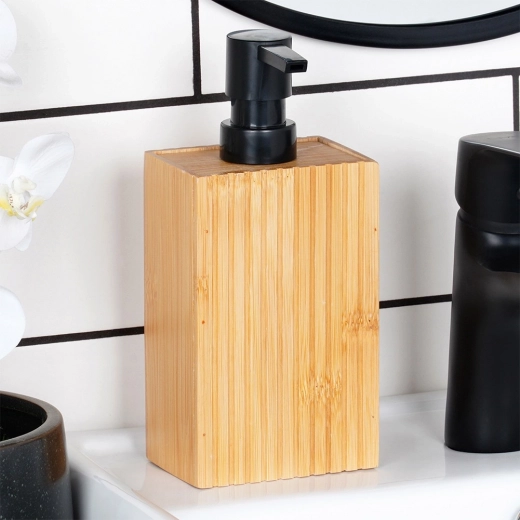 Utilisation pratique dans la salle de bain et la cuisine