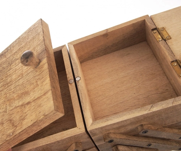 Cinq compartiments astucieux