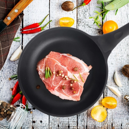 Revêtement antiadhésif pour une cuisson facile