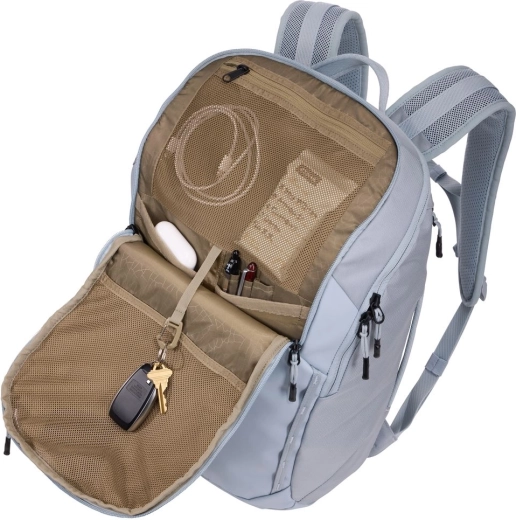 Organisation intelligente et poches pour les petits objets