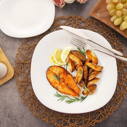 Idéale pour le plat principal et un service stylé