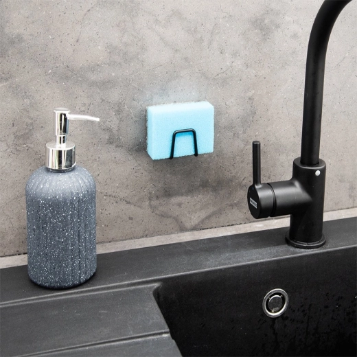 Toujours à portée de main dans la cuisine et la salle de bain