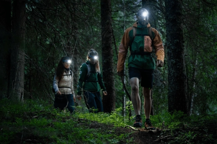 Puissance lumineuse forte et homogène 450 lm