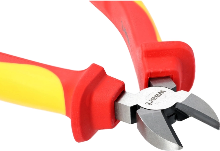 Coupe précise grâce aux tranchants trempés 58–62 HRC