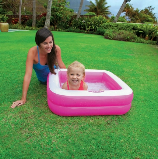 Piscine compacte pour l