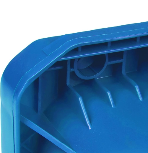 Construction en plastique résistante