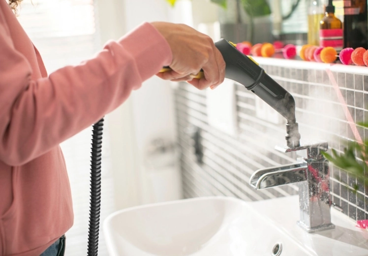 Buse manuelle flexible pour les détails