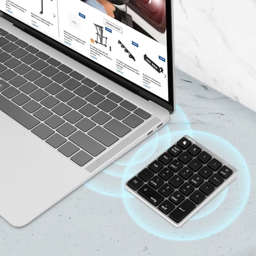 Touches à ciseaux silencieuses pour une saisie confortable