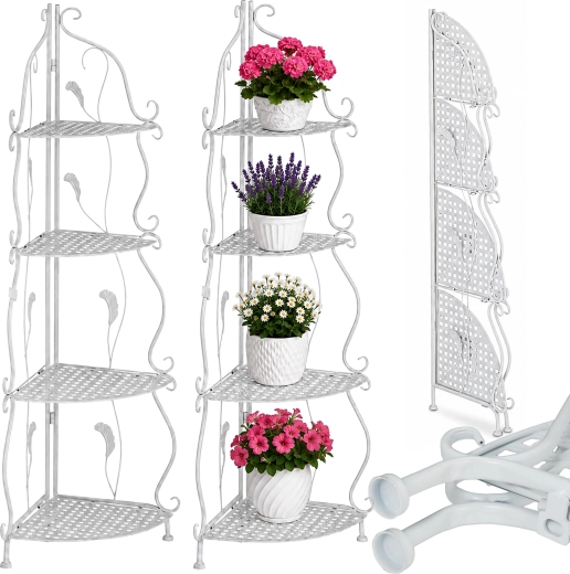Quatre niveaux pour les fleurs et les décorations