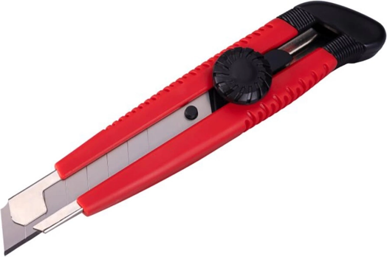 Cutter 18 mm avec vis de serrage