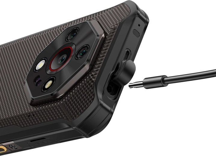 Système multi-caméras avec flash LED