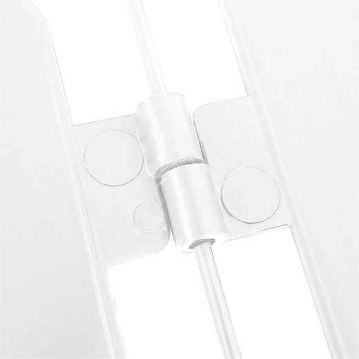 Matériau résistant avec raccords métalliques