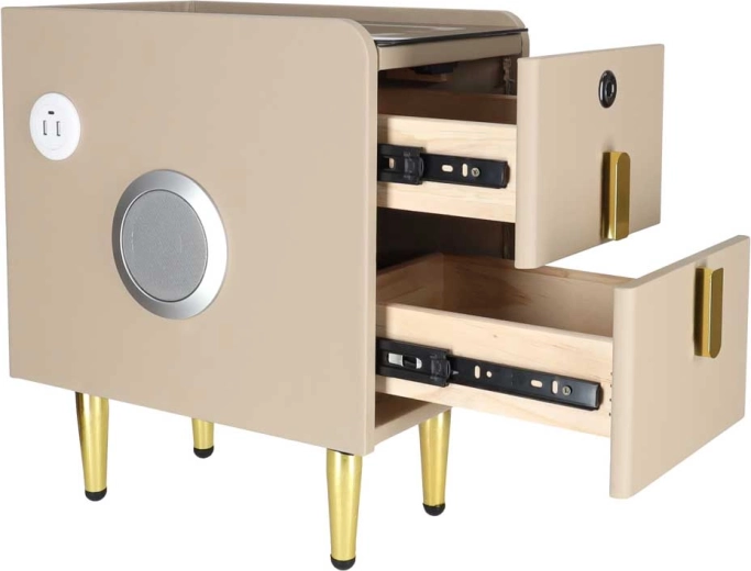 Espace de rangement pratique près du lit