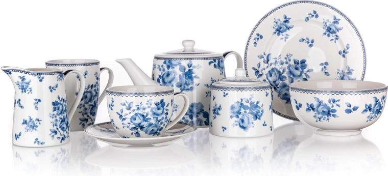 Composez un service à thé complet assorti