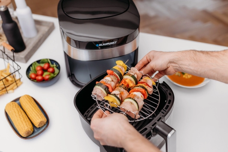 Préparation facile des brochettes et des plats grillés