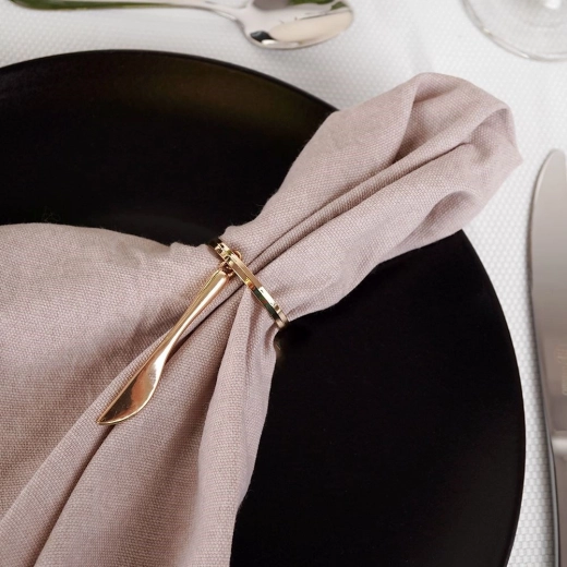 Décoration de table élégante en or brillant