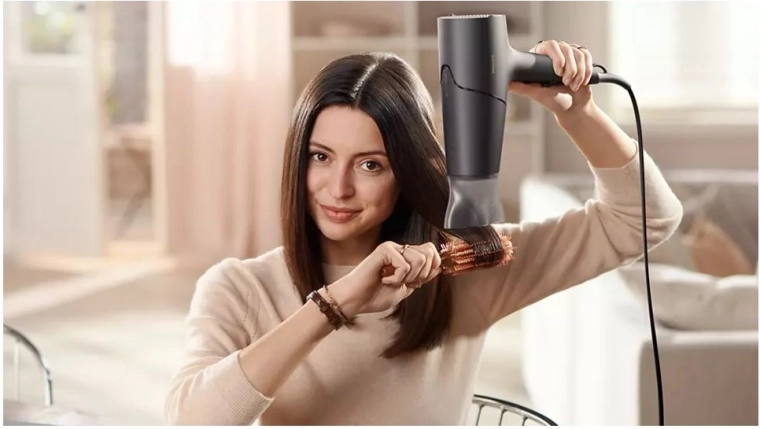 Réglages précis et air froid pour la finition du styling