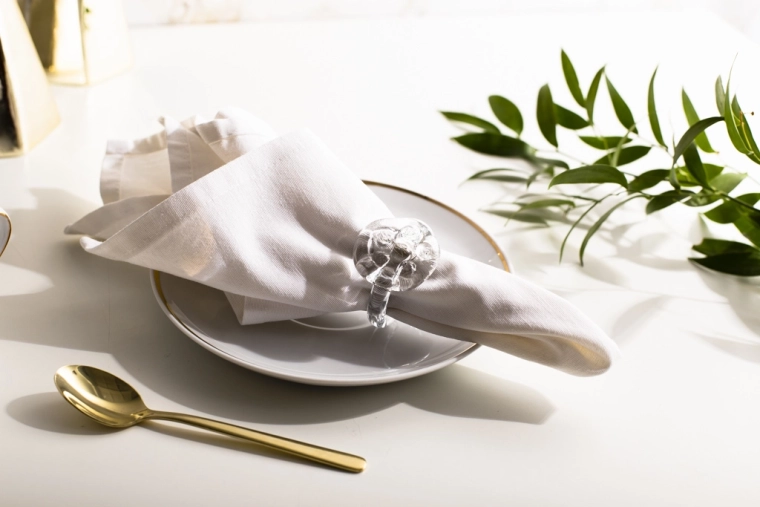 Décor transparent qui s’accorde avec toute vaisselle