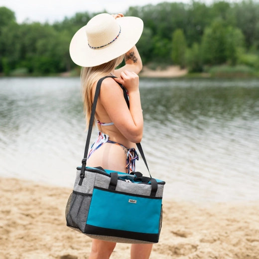 Transport confortable à la plage comme en excursion