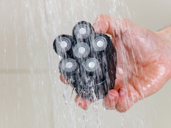 Conception étanche IPX6 pour rasage à sec ou humide